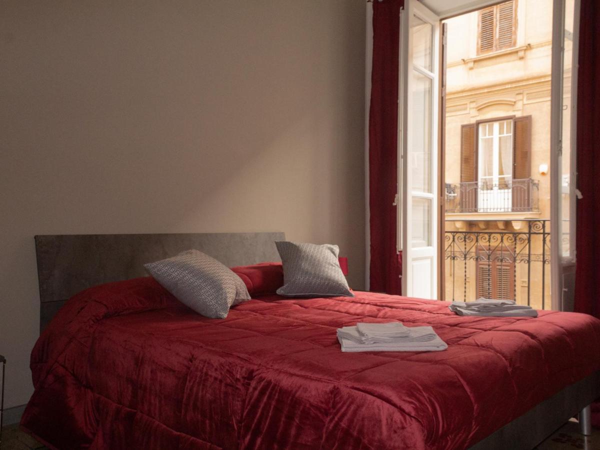 פלרמו Pacini Deluxe Apartment מראה חיצוני תמונה